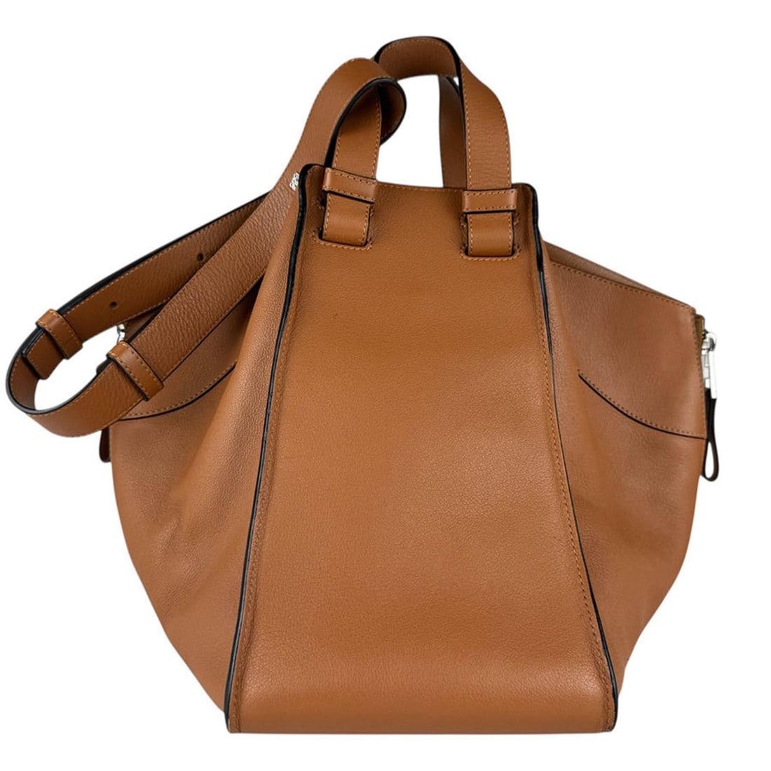 Loewe LOEWE handbag/shoulder bag, Hammock design, leather, brown/silver, women's, free shipping,: --- Catalog ---Category: SizeSize (HxWxD): 30cm x 17cm x 31cm / 11.81'' x 6.69'' x 12.2''Category: DesignType: Handbag, Shoulder bagColor: BrownGender: WomenMaterial: Leather Category: GeneralBrand: L