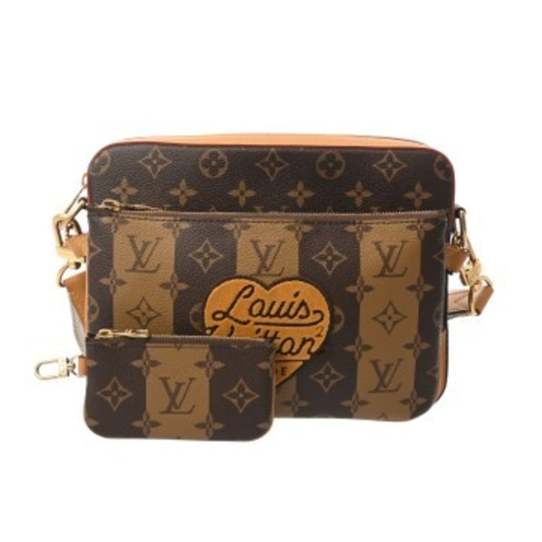 LOUIS VUITTON Louis Vuitton Monogram Stripe Trio Messenger NIGO Collaboration Brown M45965 Women's: --- Catalog ---Category: SizeSize (HxWxD): 18.5cm x 25.5cm x 4.5cm / 7.28'' x 10.03'' x 1.77''Category: DesignType: Pouch, Shoulder bagColor: BrownGender: WomenMaterial: Monogram Category: GeneralMPN: