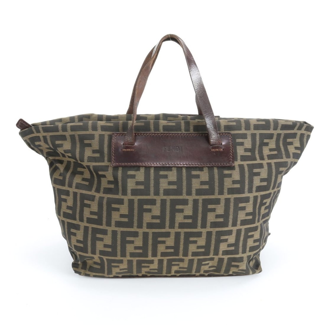 Fendi Zucca Leather Nylon Handbag Tote Bag Brown Women's: --- Catalog ---Category: SizeSize (HxWxD): 26cm x 26cm x 16cm / 10.23'' x 10.23'' x 6.29''Handle Length: 32cm / 12.59''Category: DesignType: Handbag, Tote bagColor: BrownGender: WomenMaterial: Leather