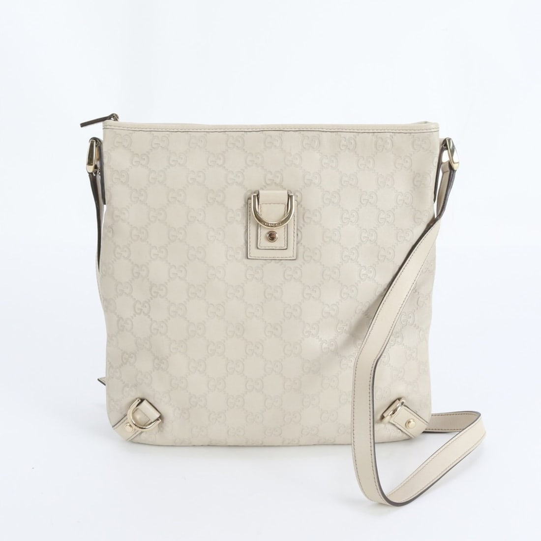 Gucci Guccissima 131326 Leather Shoulder Bag Messenger for Men: --- Catalog ---Category: SizeSize (HxWxD): 30cm x 32cm x 3cm / 11.81'' x 12.59'' x 1.18''Category: DesignType: Shoulder bagColor: WhiteGender: MenMaterial: Leather Category: GeneralBrand: GucciCountry