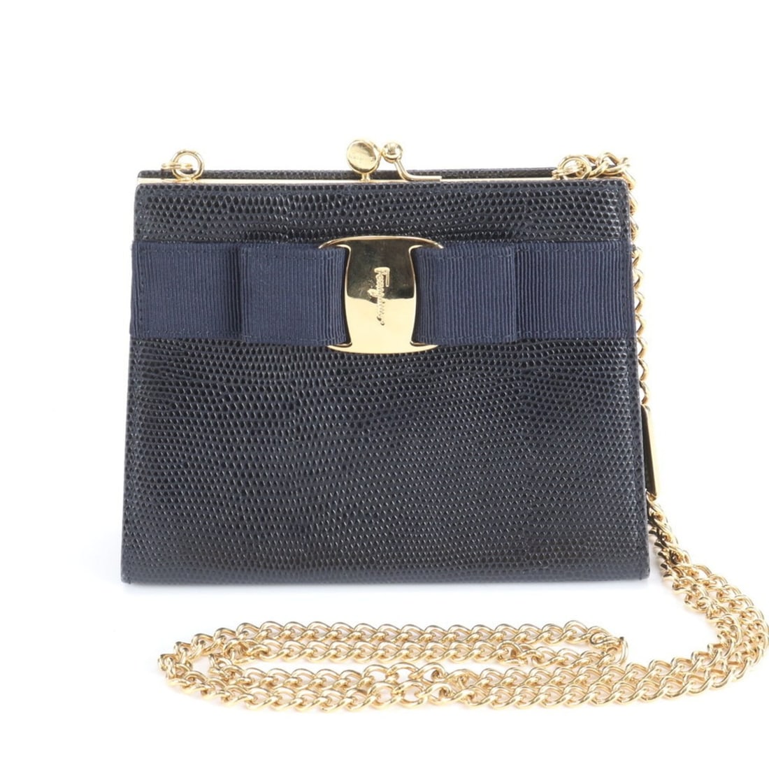 Salvatore Ferragamo Vara Ribbon Embossed Leather Chain Shoulder Bag for Women: --- Catalog ---Category: SizeSize (HxWxD): 12cm x 16cm x 5cm / 4.72'' x 6.29'' x 1.96''Strap Length: 116cm / 45.66''Category: DesignType: Shoulder bagColor: Dark navyGender: WomenMaterial: Leather Cat