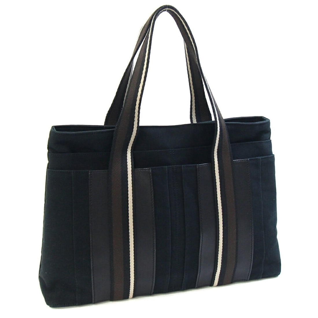 Hermes Troca Horizontal MM Tote Bag, Black Canvas Leather, Black, Women's/Men's: --- Catalog ---Category: SizeSize (HxWxD): 28.5cm x 40cm x 8cm / 11.22'' x 15.74'' x 3.14''Handle Length: 55cm / 21.65''Category: DesignType: Tote bagColor: BlackGender: Men,WomenMaterial: Canvas , Le