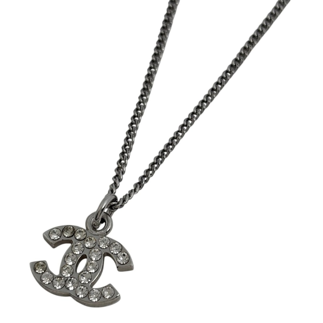 Chanel Coco Mark Rhinestone Necklace, Silver Plated, Silver, Women's: --- Catalog ---Category: SizePendant Size: 14mm x 14mm / 0.55'' x 0.55''Neck Circumference: 43 cm / 16.92''Category: DesignGender: WomenNecklace Type: NecklaceCategory: GeneralBrand: Chanel--- Item Li