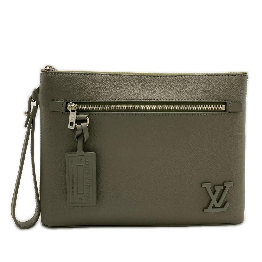 LOUIS VUITTON LV Aerogram Takeoff Pouch Khaki M81735 Clutch Bag Calf Leather Men's: --- Catalog ---Category: SizeSize (HxWxD): 22cm x 28cm x 4.5cm / 8.66'' x 11.02'' x 1.77''Category: DesignType: Clutch bag, PouchColor: KhakiGender: Men,WomenMaterial: Leather Leather/Fur Type: Calf l