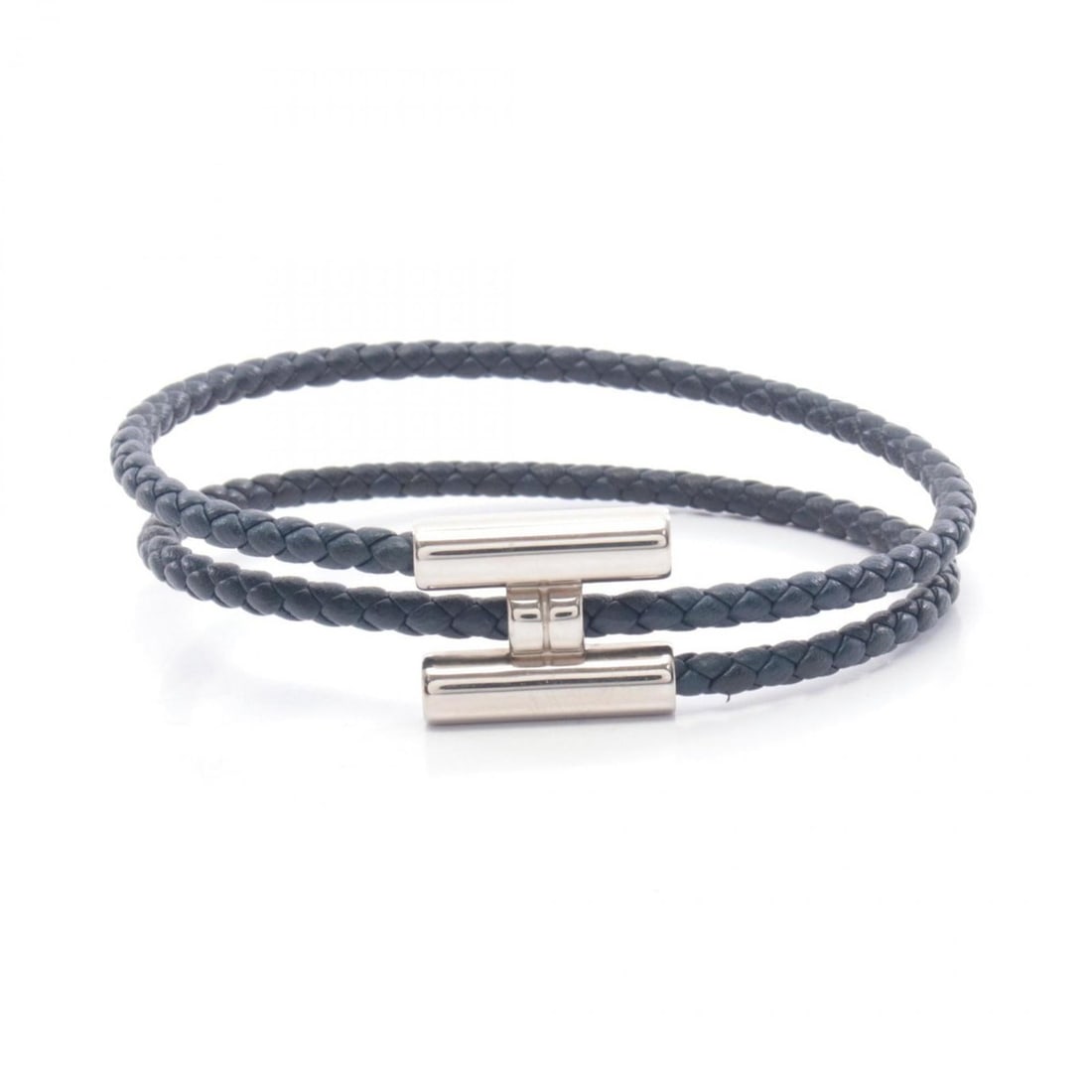 Hermes Tourni Tresse Bracelet, Leather and Stainless Steel, Women's, Navy/Silver Tones: --- Catalog ---Category: SizeLength: 19cm / 7.48''Category: DesignType: Charm braceletColor: Navy, SilverGender: WomenMaterial: Leather, Stainless steelCategory: GeneralBrand: Hermes--- Item List ---S