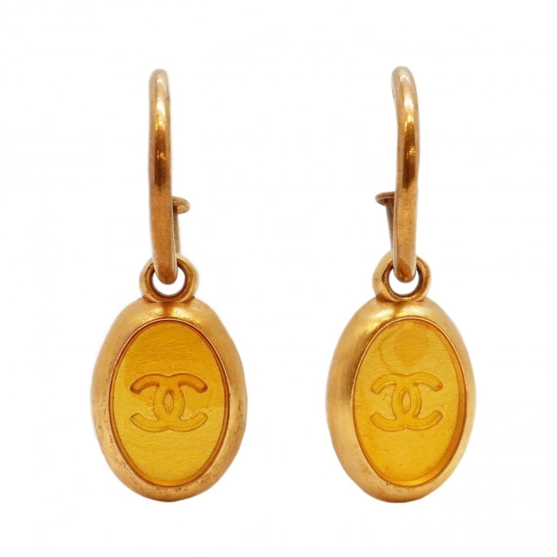 Chanel Coco Mark Oval Earrings, Gold Plated, Women's: --- Catalog ---Category: SizeSize (HxWxD): 29.10mm x 10.20mm / 1.15'' x 0.40''Category: DesignType: Stud earringsColor: GoldGender: WomenMaterial: Gold platingCategory: GeneralBrand: Chanel--- Item Li