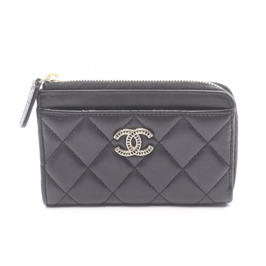 Chanel Matelassé Fragment Case Wallet/Coin Purse, Lambskin Leather, Women's, Black: --- Catalog ---Category: SizeSize (HxWxD): 8.5cm x 13cm x 1.5cm / 3.34'' x 5.11'' x 0.59''Category: DesignType: Coin purse/coin caseColor: BlackGender: WomenMaterial: Leather Leather/Fur Type: Lambski