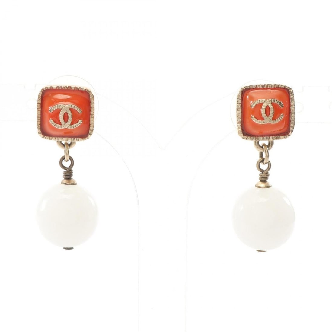 Chanel Coco Mark A14K Earrings, Gold Plated Jewelry, Women's, Gold, Orange, White: --- Catalog ---Category: SizeSize (HxWxD): 30.00mm x 12.00mm / 1.18'' x 0.47''Category: DesignType: Stud earringsColor: Gold, Orange, WhiteGender: WomenMaterial: Gold platingCategory: GeneralBrand: Ch