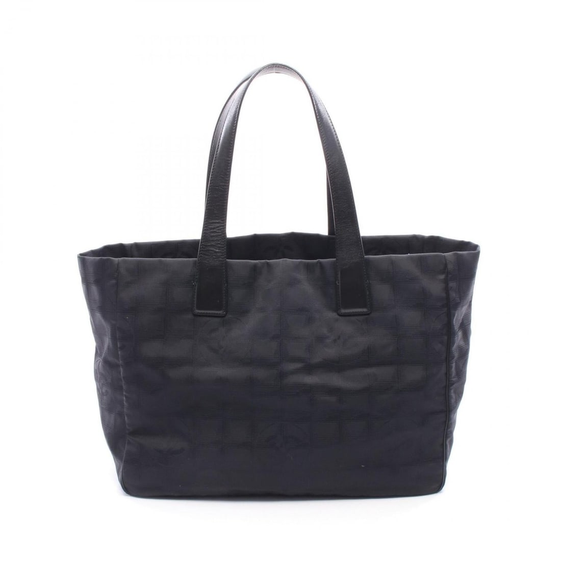 Chanel New Travel Line MM Tote Bag Handbag Leather Nylon Canvas Women's Black: --- Catalog ---Category: SizeSize (HxWxD): 25cm x 34cm x 14.5cm / 9.84'' x 13.38'' x 5.7''Category: DesignType: Handbag, Tote bagColor: BlackGender: WomenMaterial: Leather , Nylon canvas Hardware Colo