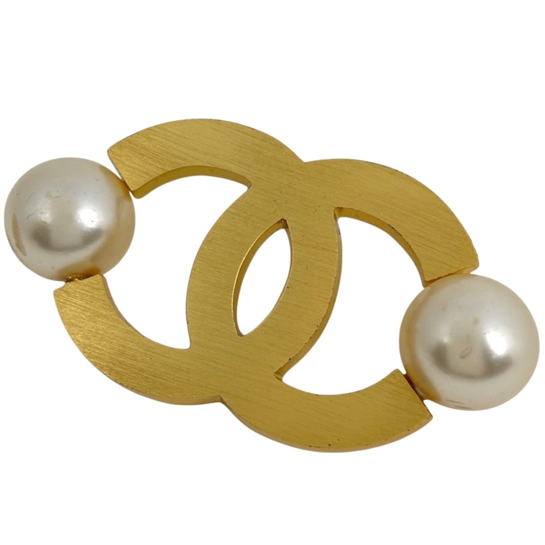 Chanel Coco Mark Faux Pearl Brooch GP Gold Women's: --- Catalog ---Category: SizeSize (HxWxD): 6cm x 3.2cm / 2.36'' x 1.25''Category: DesignType: BroochColor: GoldGender: WomenCategory: GeneralBrand: Chanel--- Item List ---Section: ConditionRanking: Ra