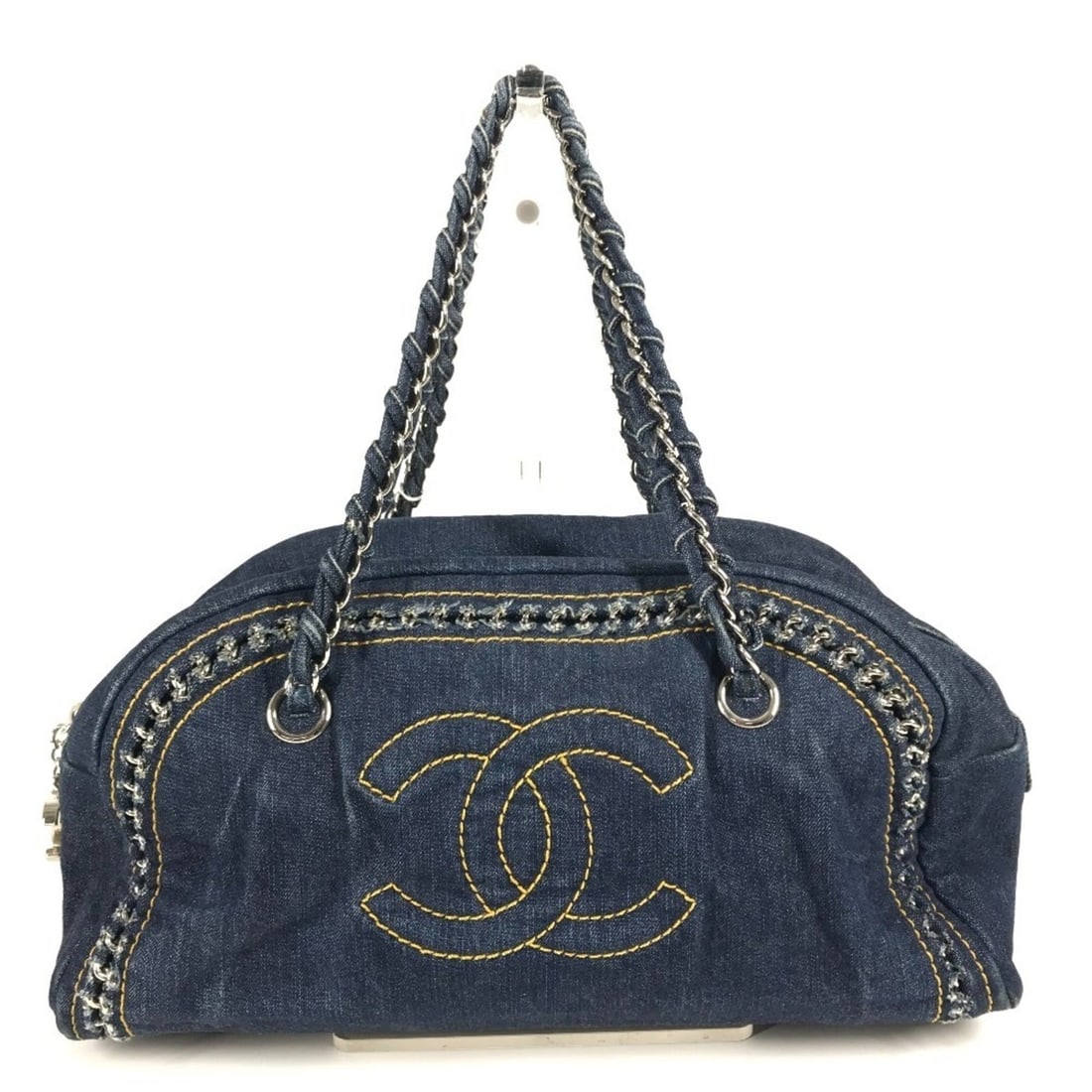 CHANEL Luxury Line CC Coco Mark Chain Logo Double Handbag Shoulder Bag Denim Women's Blue: --- Catalog ---Category: SizeSize (HxWxD): 18cm x 32cm x 14cm / 7.08'' x 12.59'' x 5.51''Category: DesignType: Handbag, Shoulder bagColor: BlueGender: WomenMaterial: Denim Category: GeneralBrand: