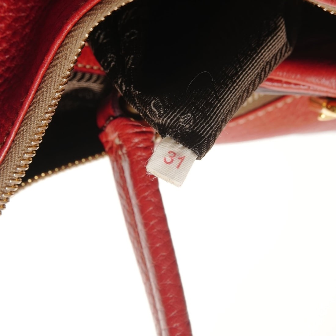 Prada leather one-shoulder bag, red. - 11