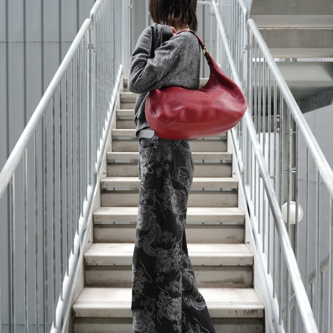 Prada leather one-shoulder bag, red. - 14