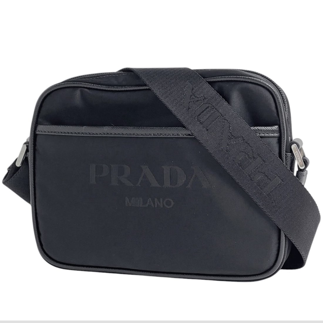 Prada PRADA Logo Plate Shoulder Bag, Crossbody Nylon, Nero (Black) 2VH144, Women's: --- Catalog ---Category: SizeSize (HxWxD): 16cm x 20cm x 5cm / 6.29'' x 7.87'' x 1.96''Category: DesignType: Shoulder bagColor: BlackGender: WomenMaterial: Nylon , Leather Category: GeneralMPN: 2VH144