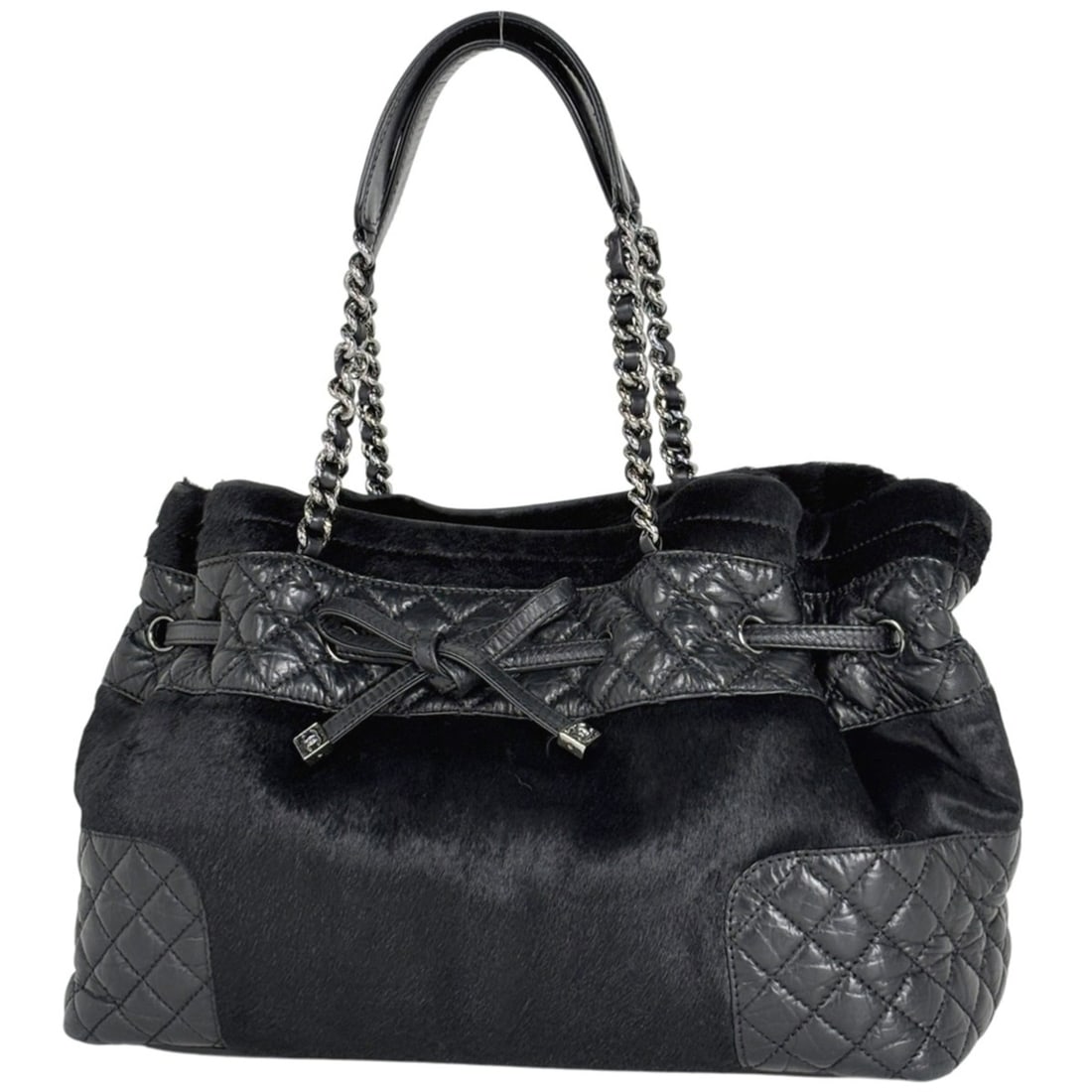 Chanel Coco Mark Chain Tote Bag, Matelassé Calf Hair, Black, A32499, Women's: --- Catalog ---Category: SizeSize (HxWxD): 24cm x 36cm x 14cm / 9.44'' x 14.17'' x 5.51''Category: DesignType: Tote bagColor: BlackGender: WomenMaterial: Leather Category: GeneralMPN: A32499Brand: Cha