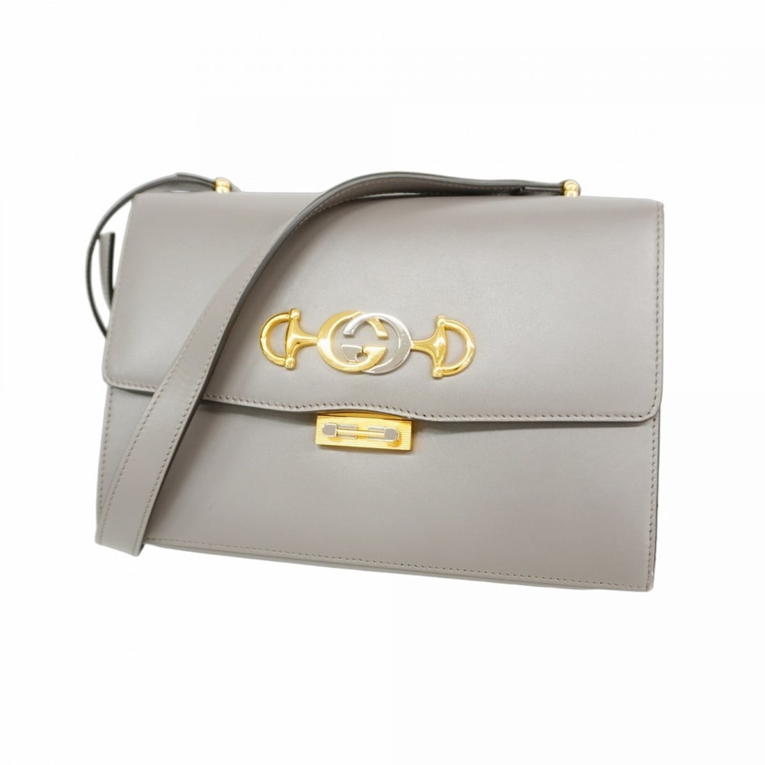 Gucci Zumi Shoulder Bag 576388 Leather Gray Gold Women's: --- Catalog ---Category: SizeSize (HxWxD): 17cm x 24cm x 7cm / 6.69'' x 9.44'' x 2.75''Category: DesignType: Shoulder bagColor: GrayGender: WomenMaterial: Leather Hardware Color: Gold, SilverCategory: