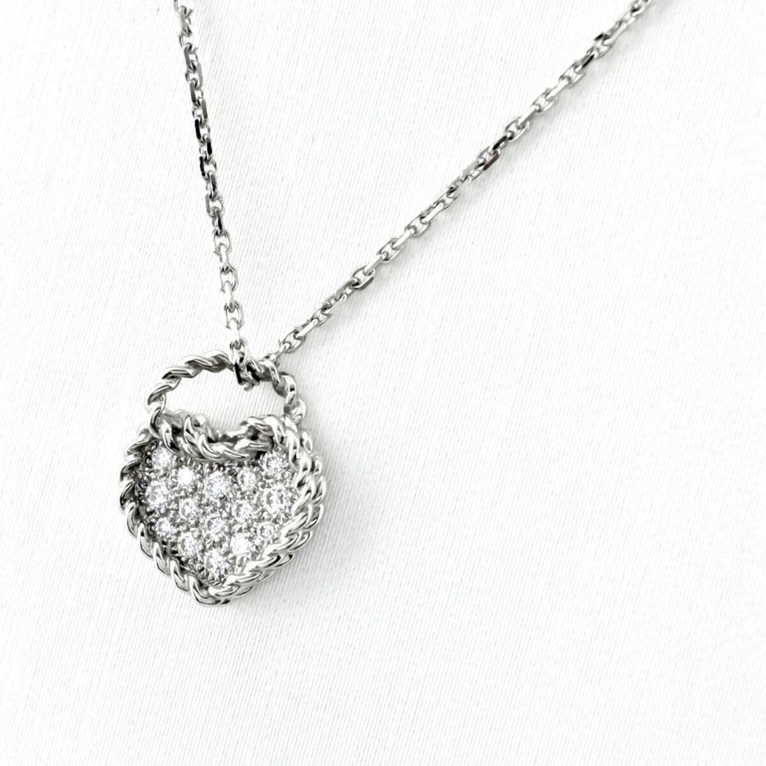 Cartier Torta Heart Pavé Necklace Pendant with Small Diamonds (750 Diamond) - Women's (1 of 11)