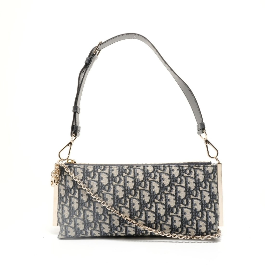 Christian Dior Trotter Canvas Shoulder Bag, Navy: --- Catalog ---Category: SizeSize (HxWxD): 15cm x 30cm x 5cm / 5.9'' x 11.81'' x 1.96''Strap Length: 54cm - 55cm / 21.25'' - 21.65''Category: DesignType: Shoulder bagColor: NavyGender: WomenMaterial: 