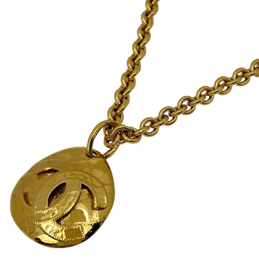 Chanel Coco Mark Chain Necklace Matelassé Long GP Gold Women's: --- Catalog ---Category: SizePendant Size: 55mm x 40mm / 2.16'' x 1.57''Neck Circumference: 79 cm / 31.1''Category: DesignColor: GoldGender: WomenMaterial: Gold platingNecklace Type: NecklaceCategory: