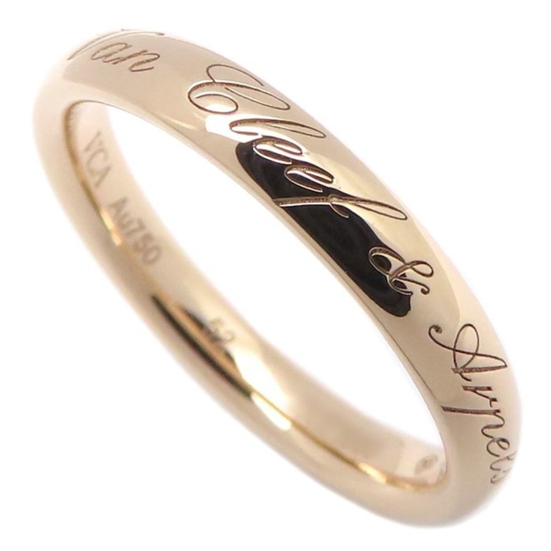 Van Cleef & Arpels Tendrement Signature Wedding Ring, Size 52, 18K Rose Gold, Women's, VCARP5MT00: --- Catalog ---Category: SizeUS Size: 6.5Brand Size: 52Category: DesignType: Band ringGender: WomenMaterial: Rose gold (18K)Category: GeneralMPN: VCARP5MT00Brand: Van Cleef & Arpels--- Item List ---Se