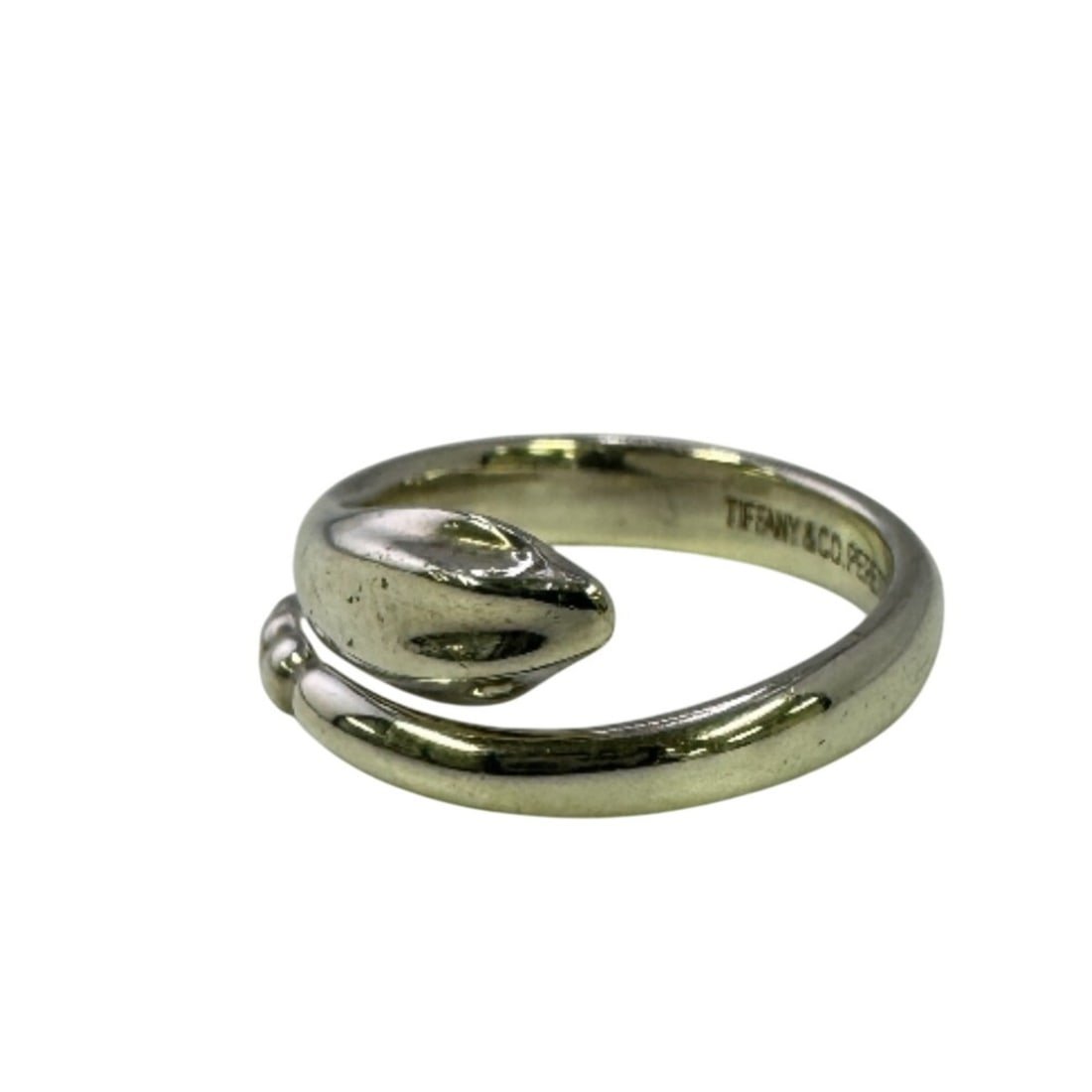 TIFFANY&Co. Tiffany Snake Ring - Jewelry, Fashion, Silver: --- Catalog ---Category: SizeJP Size: 6US Size: 3.5Category: DesignColor: SilverStyle: FashionGender: WomenMaterial: Silver 925Category: GeneralBrand: Tiffany--- Item List ---Section: ConditionRanking