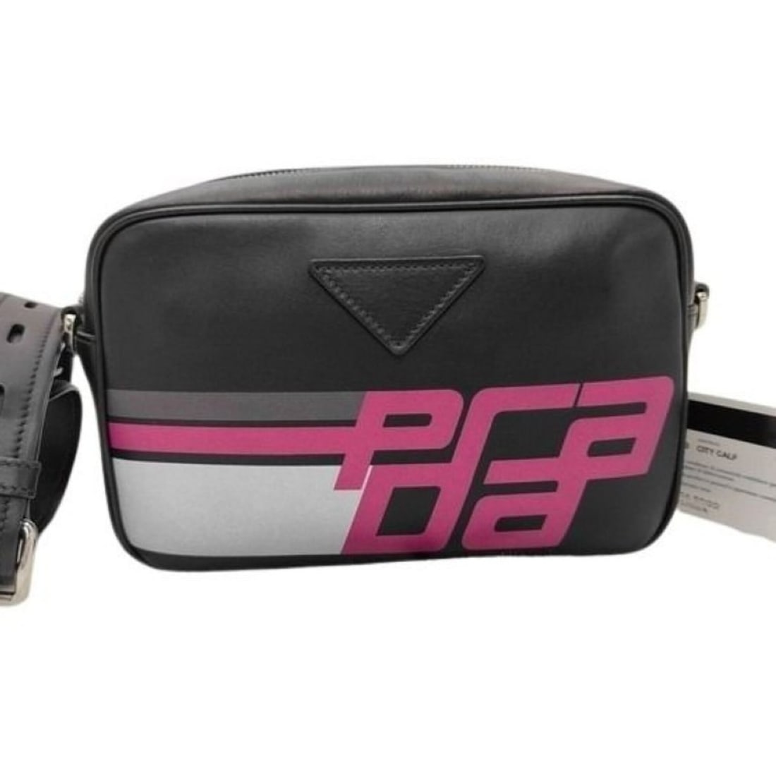 PRADA Prada Shoulder Bag 1BH093 Black Pink Leather Men's Women's: --- Catalog ---Category: SizeSize (HxWxD): 14cm x 22cm x 7cm / 5.51'' x 8.66'' x 2.75''Category: DesignType: Shoulder bagColor: Black, PinkGender: Men,WomenMaterial: Leather Category: GeneralMPN: 1BH0