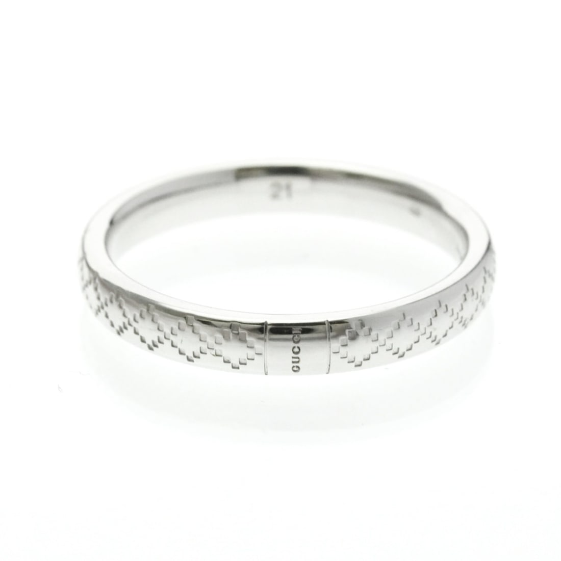 Gucci Diamantissima Ring White Gold (18K) Fashion No Stone Band Ring Silver: --- Catalog ---Category: SizeWidth: 3.5mm / 0.14''Weight: 5.6g / 0.19oz.JP Size: 20US Size: 9 1/2Brand Size: twenty oneCategory: DesignType: Band ringColor: SilverMetal: White GoldStone: No StoneStyle