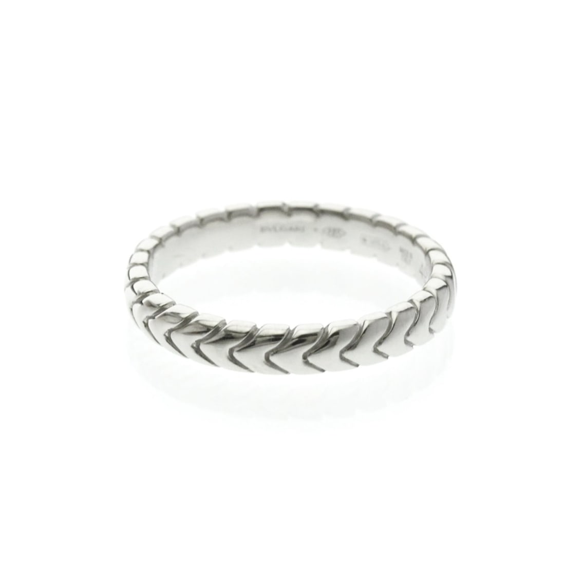 Bvlgari Spiga Ring Platinum Fashion No Stone Band Ring Silver: --- Catalog ---Category: SizeWidth: 2.7mm / 0.11''Weight: 3.9g / 0.13oz.JP Size: 9US Size: 4 3/4Brand Size: 49Category: DesignType: Band ringColor: SilverMetal: PlatinumStone: No StoneStyle: FashionGe