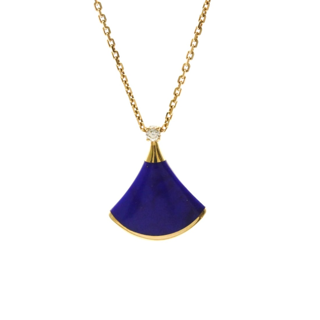 Bvlgari Diva Dream Necklace Pink Gold (18K) Diamond,Lapis Lazuli Men,Women Fashion Pendant Necklace: --- Catalog ---Category: SizeWeight: 4.6g / 0.16oz.Pendant Size: 16mm x 13.3mm / 0.62'' x 0.52''Neck Circumference: 41 cm - 43.5 cm / 16.14'' - 17.12''Category: DesignColor: Pink goldMetal: