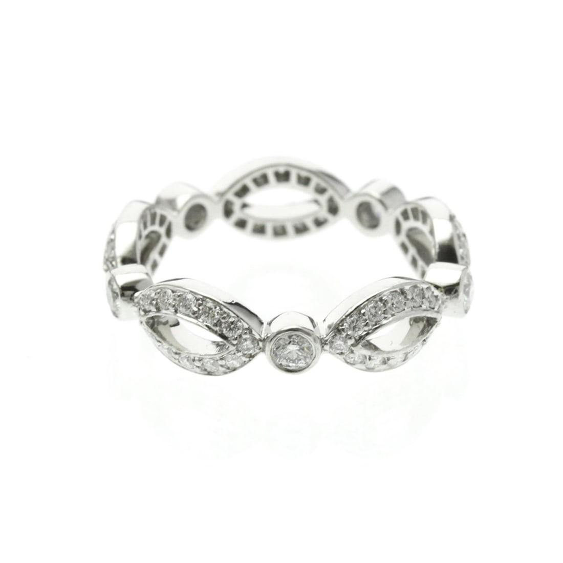 Tiffany Open Marquise Ring With Diamonds Platinum Fashion Diamond Band Ring Silver: --- Catalog ---Category: SizeWidth: 7mm / 0.28''Weight: 4.1g / 0.14oz.JP Size: 10US Size: 5.5Category: DesignType: Band ringColor: SilverMetal: PlatinumStone: DiamondStyle: FashionGender: Women,MenMat