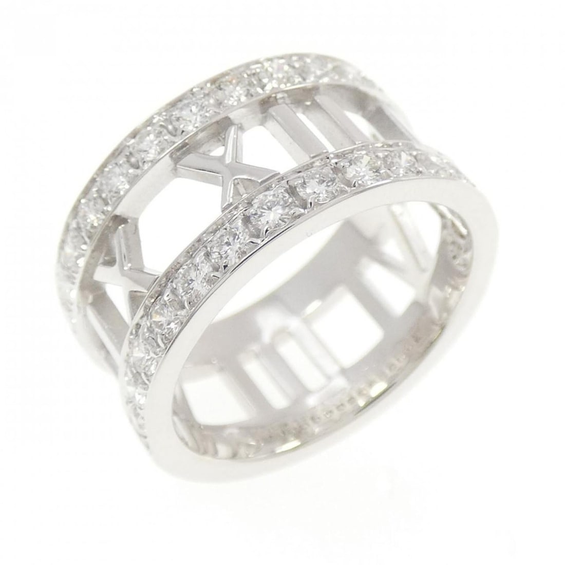Tiffany Atlas Ring: --- Catalog ---Category: SizeJP Size: 8US Size: 4.5Category: DesignType: Band ringColor: White goldStone: DiamondGender: WomenMaterial: White gold (18K)Category: GeneralBrand: Tiffany--- Item List ---