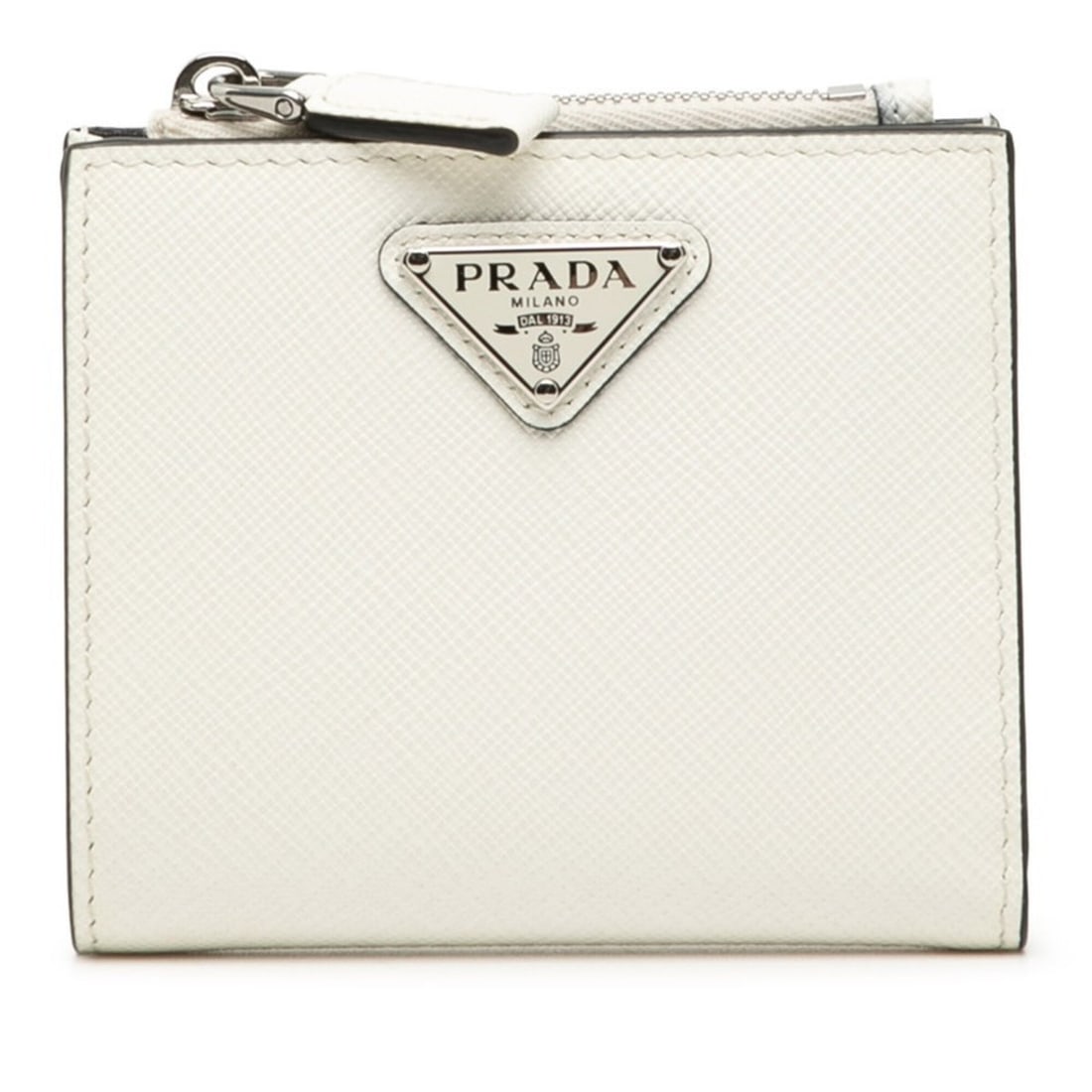 Prada Triangle Logo Bi-fold Wallet Compact 2ML049 White Saffiano Leather Women's PRADA: --- Catalog ---Category: SizeSize (HxWxD): 9cm x 10.5cm x 1.5cm / 3.54'' x 4.13'' x 0.59''Category: DesignType: Wallet (bi-fold)Color: WhiteGender: WomenMaterial: Leather Leather/Fur Type: Saffiano le
