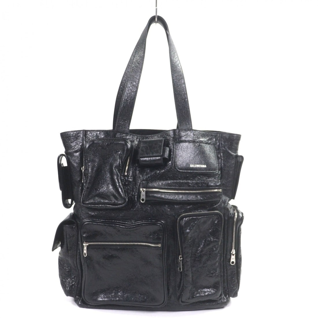 BALENCIAGA 785296 SUPERBUSY Leather Logo Tote Bag, Black, with Dust Made in Italy, Men's: --- Catalog ---Category: SizeSize (HxWxD): 37cm x 30cm x 11cm / 14.56'' x 11.81'' x 4.33''Strap Length: 53cm / 20.86''Category: DesignType: Tote bagColor: BlackGender: MenMaterial: Leather Category: