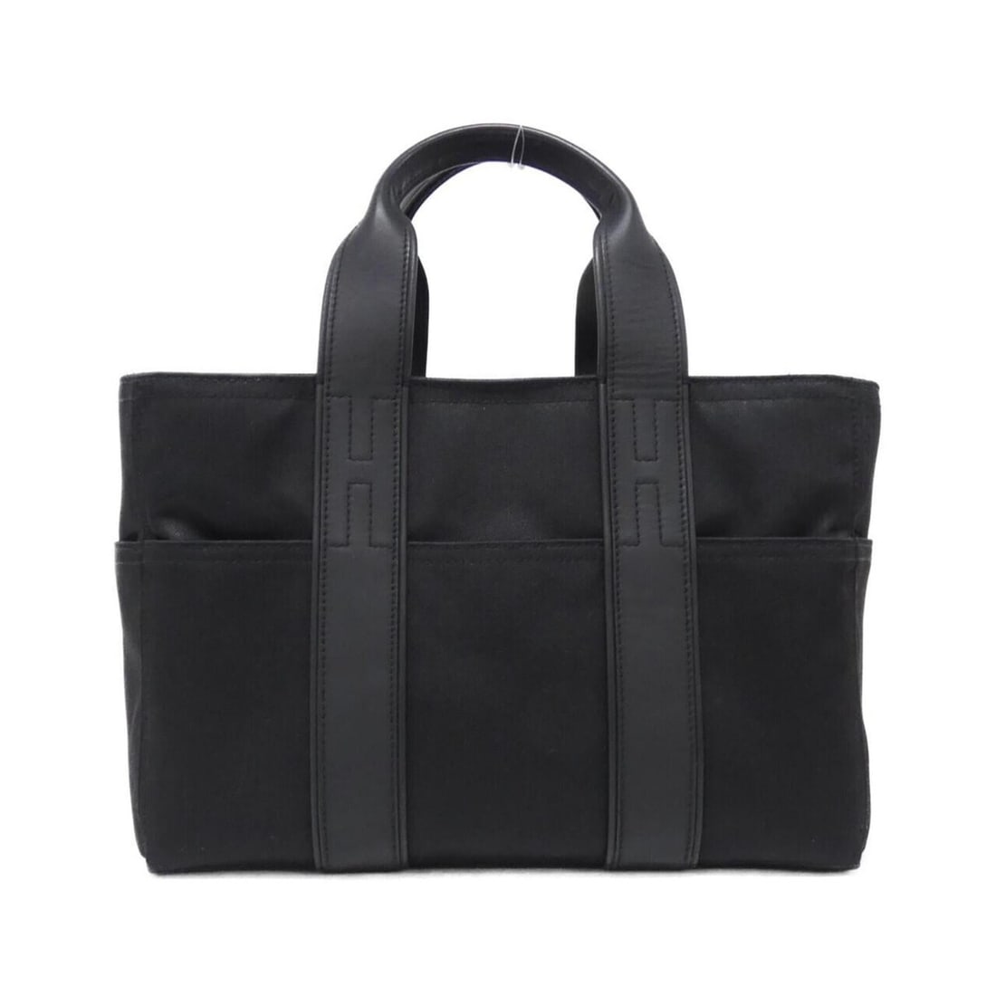 Hermes Acapulco PM 047610CK Handbag: --- Catalog ---Category: SizeSize (HxWxD): 20cm x 30cm x 14cm / 7.87'' x 11.81'' x 5.51''Category: DesignType: HandbagColor: BlackGender: Women,MenMaterial: Toile chevron Category: GeneralMPN: