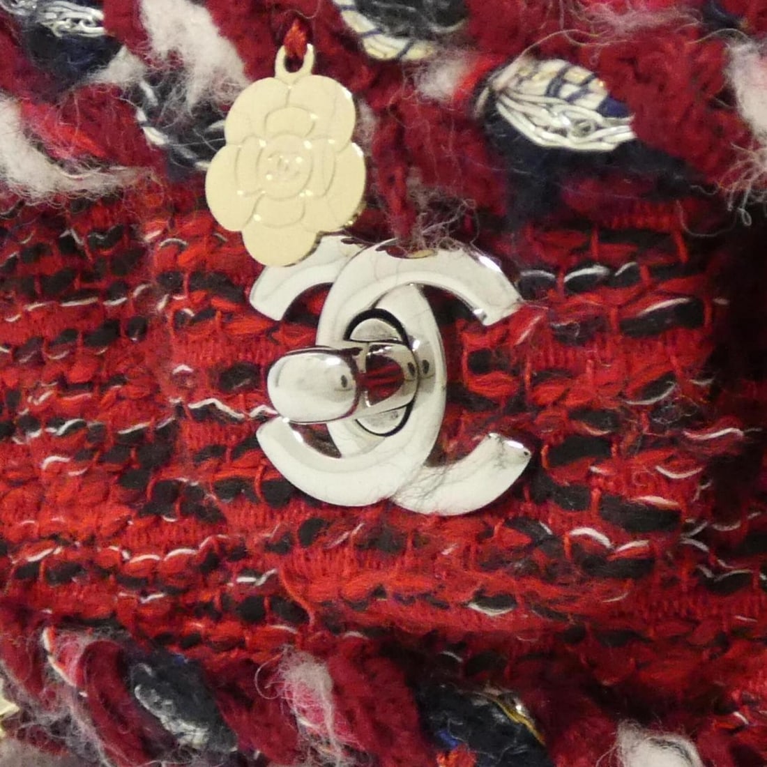 Chanel shoulder bag - 5