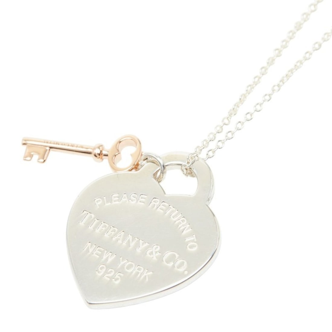 Tiffany & Co. Return to Heart Tag Key Pendant Necklace, SV925 Silver, Women's.: --- Catalog ---Category: SizePendant Size: 25.3mm x 20.7mm / 0.99'' x 0.81''Neck Circumference: 42 cm / 16.53''Category: DesignGender: WomenMaterial: Silver, Silver 925Necklace Type: Pendant necklaceC