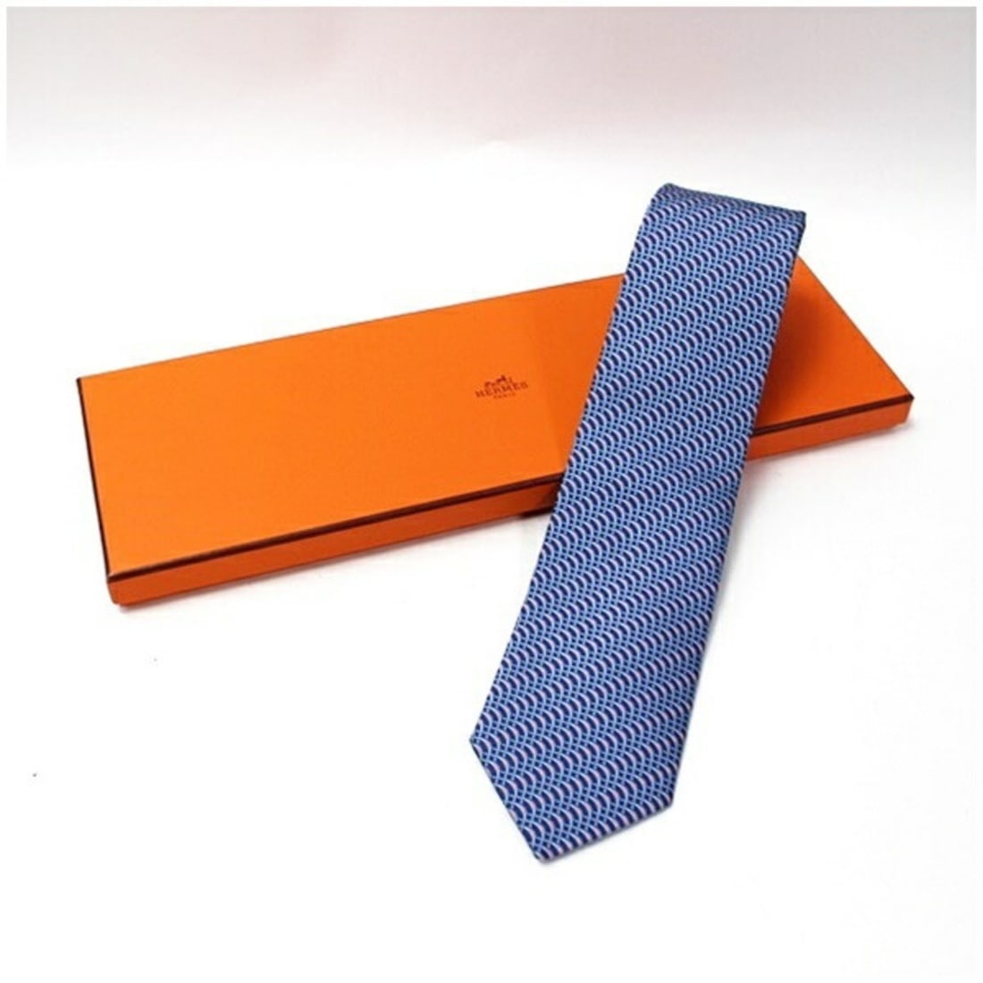 Hermes unused silk tie for men. (1 of 10)
