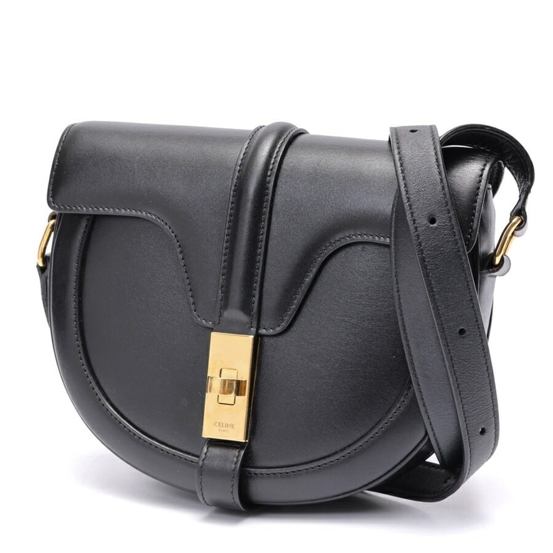 Celine CELINE 16 Seize Besace Small Shoulder Bag 18801 Leather Black: --- Catalog ---Category: SizeSize (HxWxD): 16cm x 18cm x 5cm / 6.29'' x 7.08'' x 1.96''Category: DesignType: Shoulder bagColor: BlackGender: WomenMaterial: Leather Category: GeneralMPN: 18801Brand: Ce