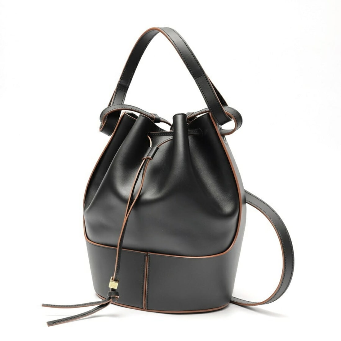 Loewe Balloon Bag Medium Shoulder 326.75AC30 Leather Black (1 of 9)