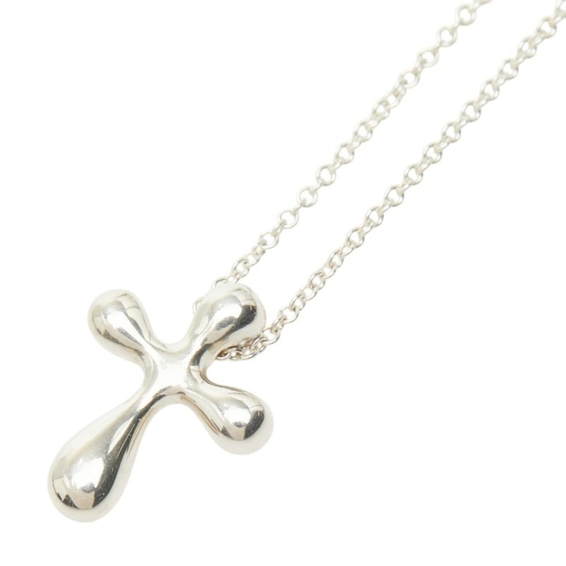 Tiffany & Co. Elsa Peretti Cross Necklace, SV925 Silver, Women's.: --- Catalog ---Category: SizePendant Size: 16mm x 12.2mm / 0.62'' x 0.48''Neck Circumference: 40.5 cm / 15.94''Category: DesignColor: SilverGender: WomenMaterial: Silver 925Necklace Type: NecklaceCate