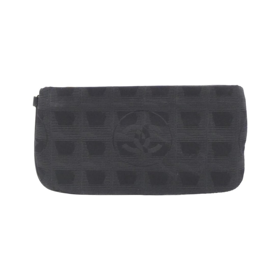 Chanel Travel Line 20532 Handbag Pouch: --- Catalog ---Category: SizeSize (HxWxD): 10.5cm x 20cm x 1cm / 4.13'' x 7.87'' x 0.39''Category: DesignType: Handbag, PouchColor: BlackGender: Women,MenMaterial: Nylon Category: GeneralMPN: