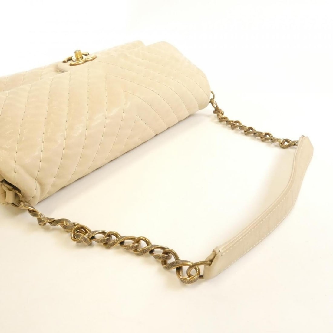 Chanel shoulder bag - 6