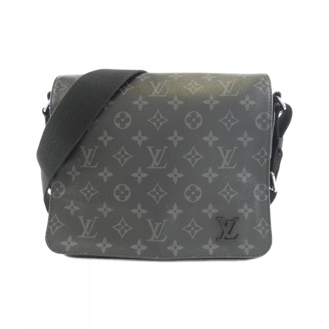 Louis Vuitton Monogram Eclipse District PM M44000 Shoulder Bag: --- Catalog ---Category: SizeSize (HxWxD): 22cm x 25cm x 8cm / 8.66'' x 9.84'' x 3.14''Category: DesignType: Shoulder bagColor: BlackGender: MenMaterial: Coated canvas Hardware Color: SilverCategory: