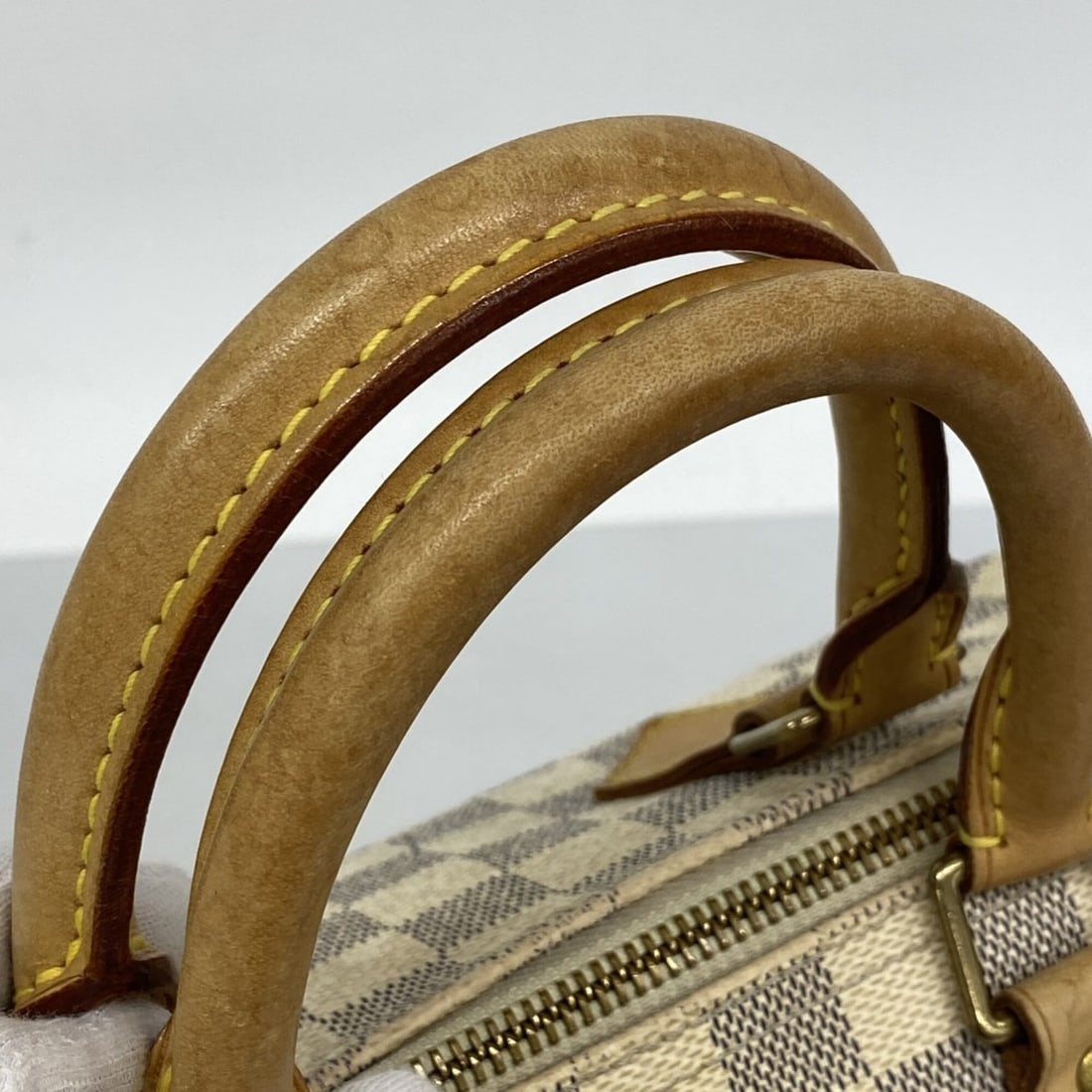 Cartier Trinity MM Ring - 9