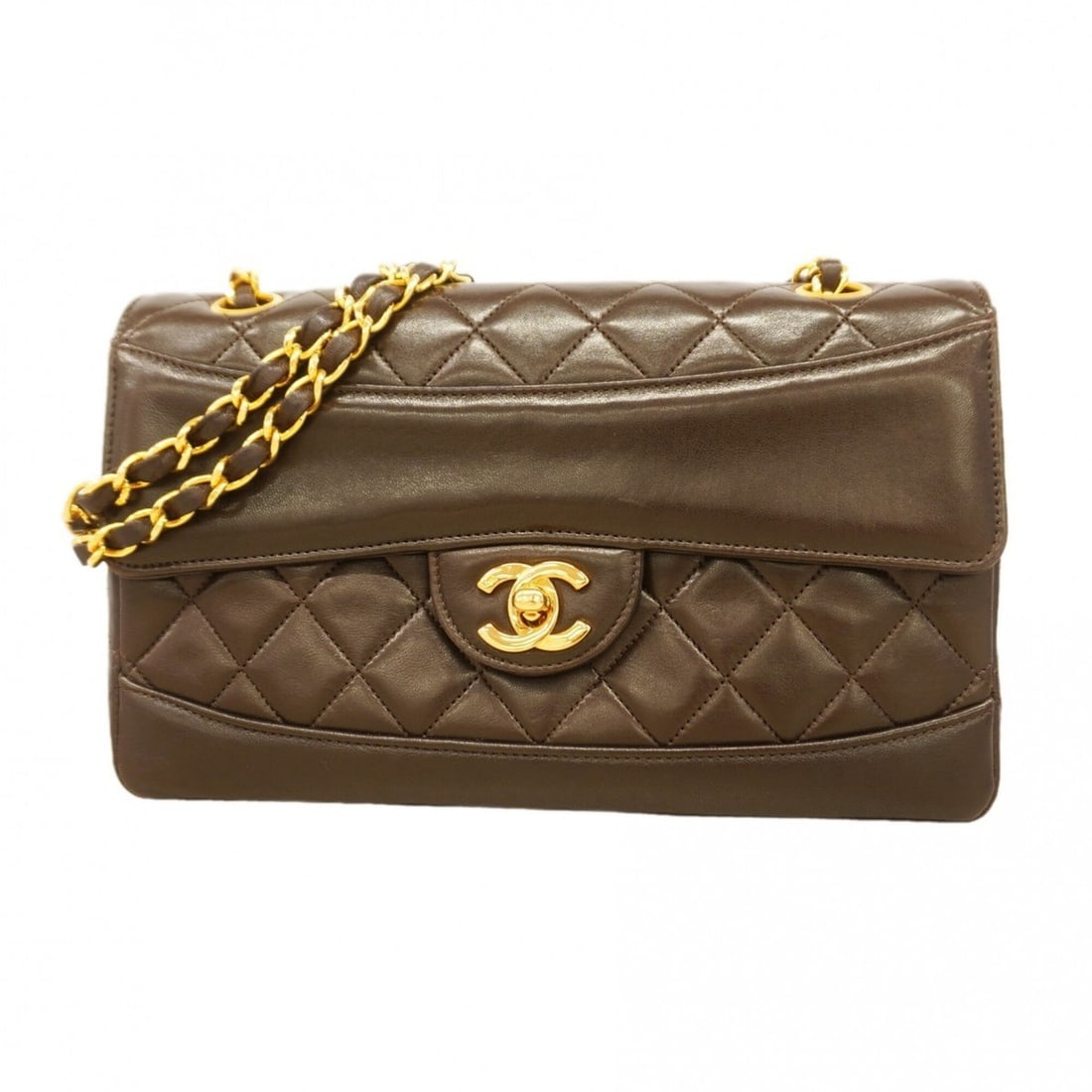 Chanel Matelassé Shoulder Bag, Double Chain, Lambskin, Brown, Women's, P2661658: --- Catalog ---Category: SizeSize (HxWxD): 15cm x 24cm x 6.5cm / 5.9'' x 9.44'' x 2.55''Category: DesignType: Shoulder bagColor: BrownGender: WomenMaterial: Leather Hardware Color: GoldLeather/Fur Typ