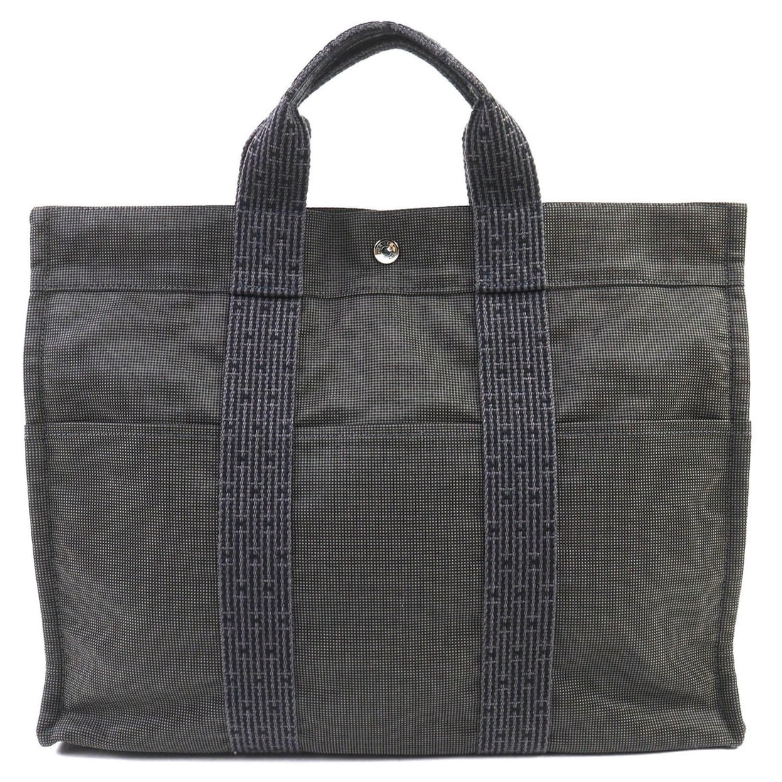 HERMES Herline MM Large Canvas Tote Bag/Boston Bag with Key and Padlock, Gray, Made in France,: --- Catalog ---Category: SizeSize (HxWxD): 34cm x 43cm x 11cm / 13.38'' x 16.92'' x 4.33''Category: DesignType: Boston bag, Tote bagColor: GrayGender: WomenMaterial: Polyamide , Polyester Category: Ge