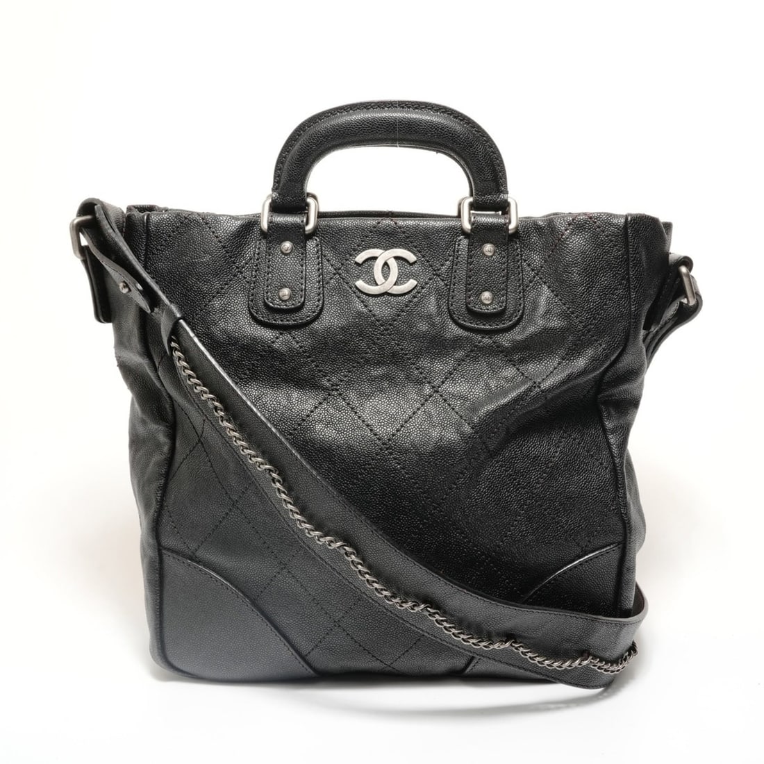 Chanel Outdoor Line Bowling Bag Handbag Black: --- Catalog ---Category: SizeHandle Drop: 5.00cm / 1.97''Size (HxWxD): 32cm x 40cm x 9cm / 12.59'' x 15.74'' x 3.54''Strap Length: 87cm - 95cm / 34.25'' - 37.4''Category: DesignType: HandbagColor: Bla