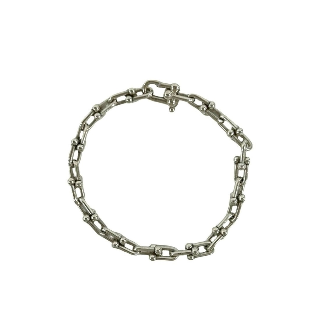 TIFFANY&Co. Tiffany HardWear Small Link Sterling Silver 925 Chain Bracelet Accessory 93235: --- Catalog ---Category: SizeLength: 20.5cm / 8.07''Category: DesignType: Charm braceletColor: SilverGender: WomenMaterial: Silver 925Category: GeneralBrand: Tiffany--- Item List ---Section: Condition