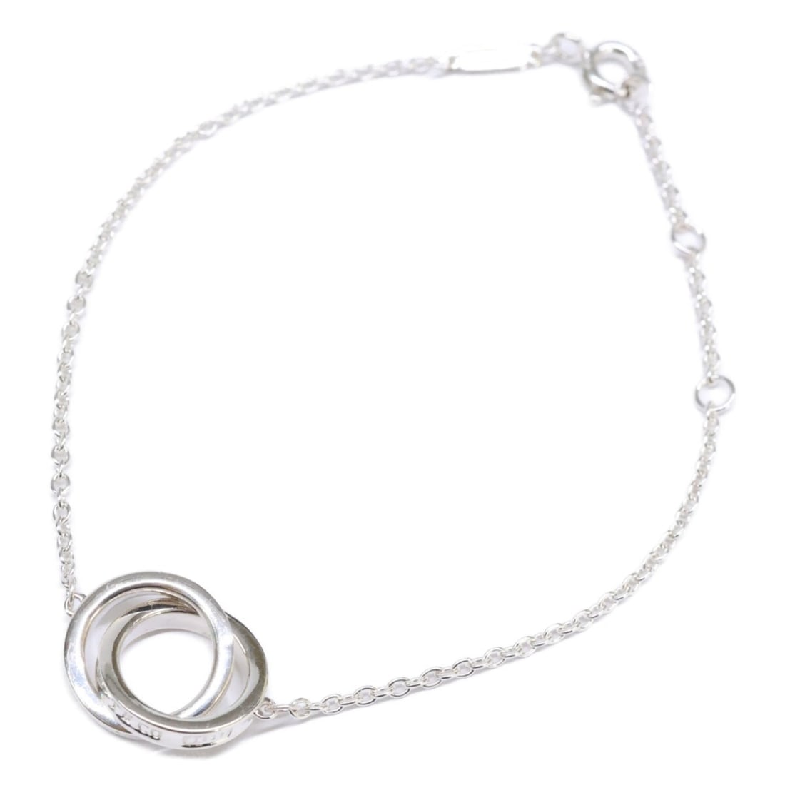 TIFFANY&Co. Tiffany 925 1837 Interlocking Circle Chain Bracelet, Silver, Women's: --- Catalog ---Category: SizeWeight: 2.9g / 0.1oz.Total Length: 18.5cm / 7.28''Category: DesignType: Charm braceletColor: SilverGender: WomenMaterial: Silver 925Category: GeneralBrand: Tiffany--- Item