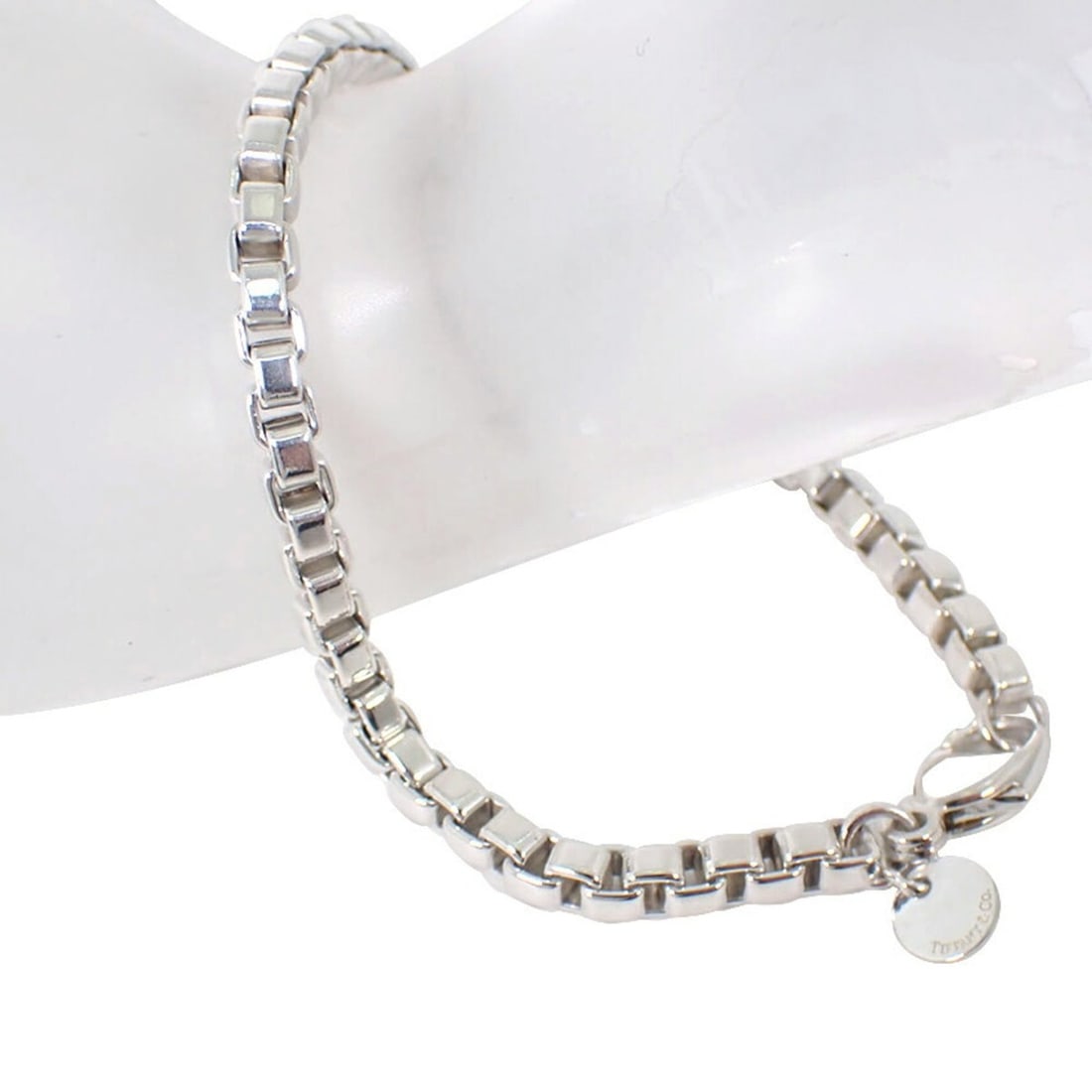 TIFFANY & Co. 925 Venetian Bracelet: --- Catalog ---Category: SizeLength: 19cm / 7.48''Category: DesignType: Charm braceletGender: WomenMaterial: Sterling silver 925Category: GeneralBrand: Tiffany--- Item List ---Section: ConditionRankin